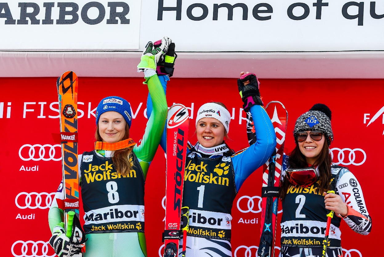Ana Drev, Viktoria Rebensburg, Tina Weirather sul podio a Maribor in gigante @ZOOM Agence