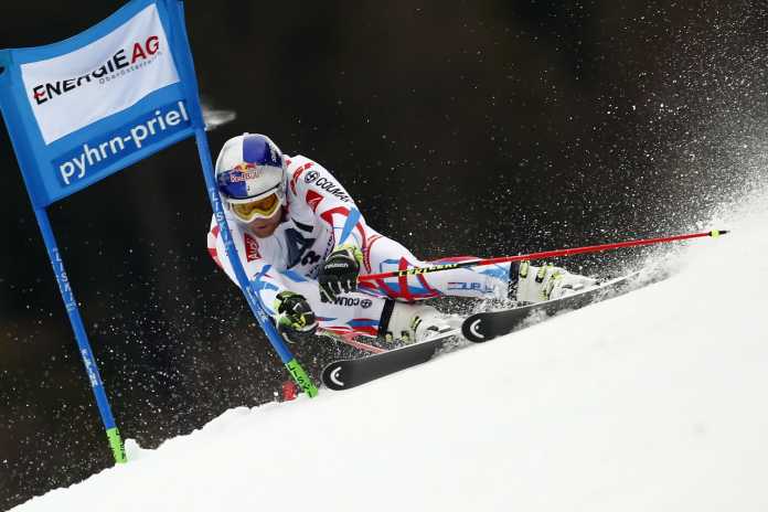 Alexis Pinturault durante la prima manche del gigante di Hinterstoder