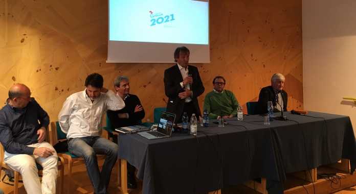 Presentazione Cortina