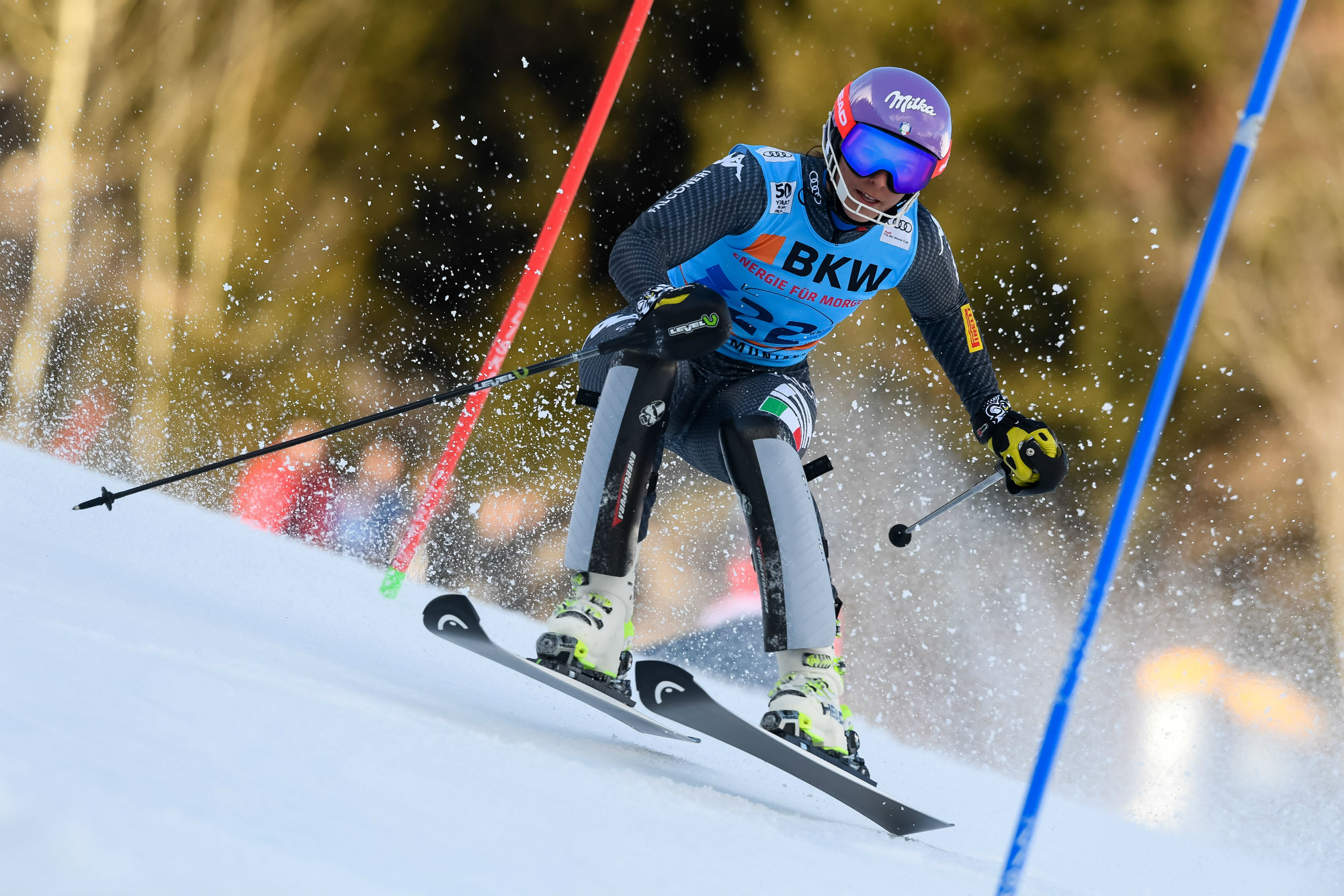 Elena Curtoni in azione in slalom a Crans Montana (@Zoom agence)