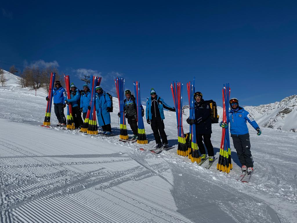 load minus inadvertently Eurogripp e un lavoro dedicato agli sci club - Race ski magazine