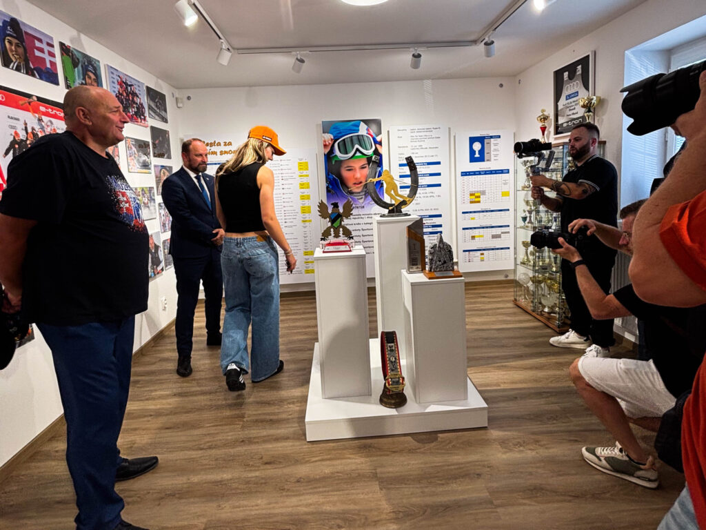 Petra Vlhova all'inaugurazione del museo a lei dedicato @ Darka Sefcik Starnova/Ski Racing Media