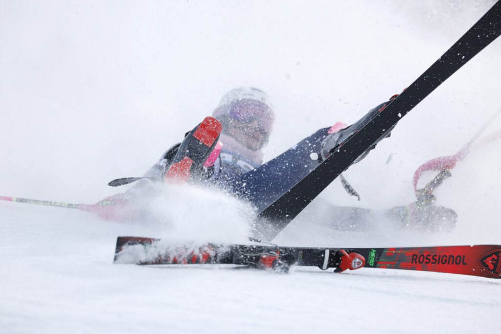 Nina O'Brien, caduta @ Agence Zoom