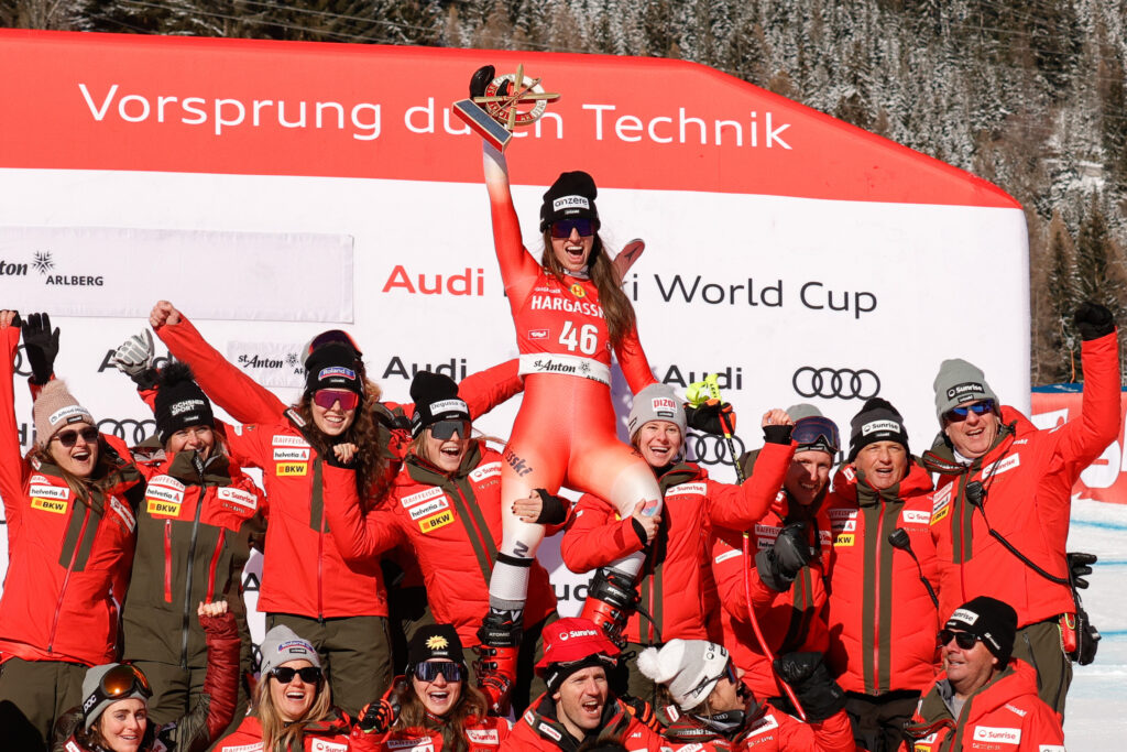 Malorie Blanc in festa per il primo podio in Coppa del Mondo ©Agence Zoom