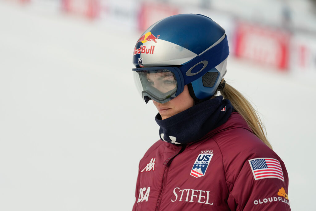 Lindsey Vonn prima del superG della Val d'Isère, il 21 dicembre 2025 @ Agence Zoom