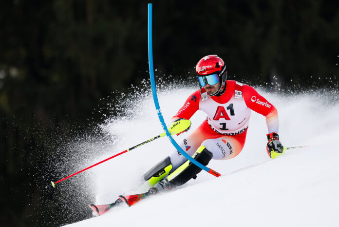 Loic Meillard nella prima manche dello slalom di Kitzbuehel @ Agence Zoom