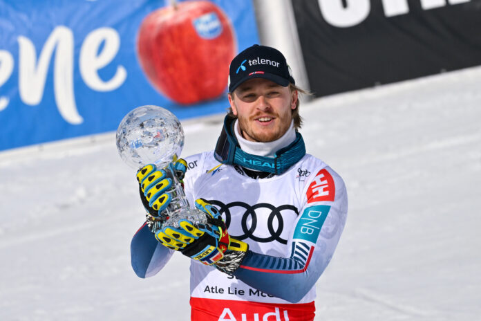 Atle Lie McGrath col cristallo di slalom @ Agence Zoom