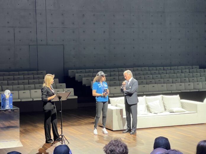 Federica Brignone e il presidente FISI Flavio Roda