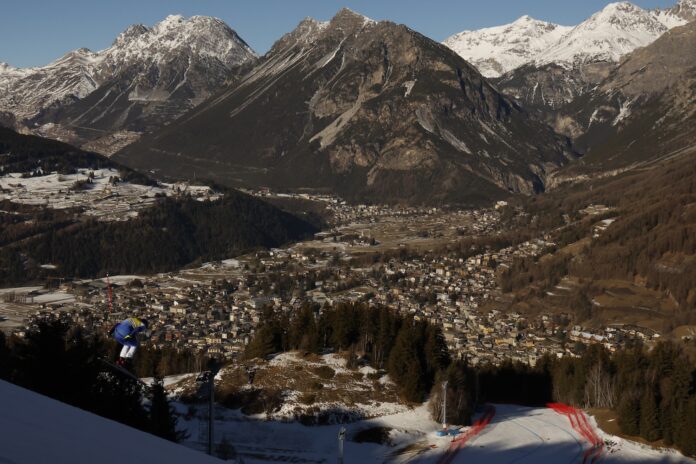 Dominik Paris in volo sulla Stelvio di Bormio ©Agence Zoom
